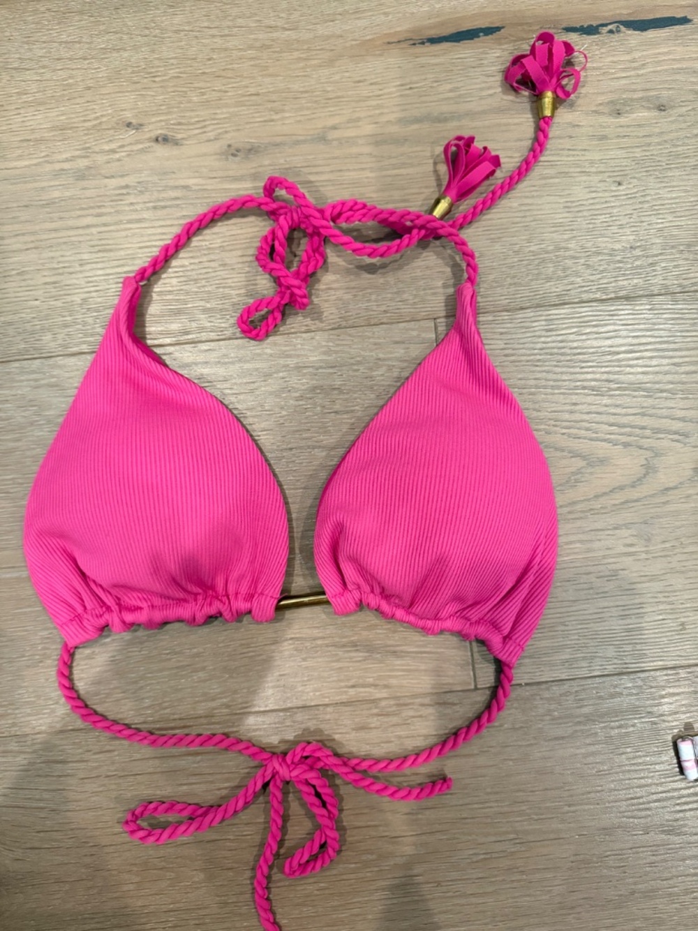 12 Size medium bikini tops and bottom - Picture 8 of 13